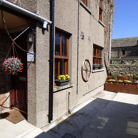 The Anchorage Hostel Saint Margarets Hope Exterior photo